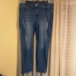 Jennifer Lopez skinny-size 18W